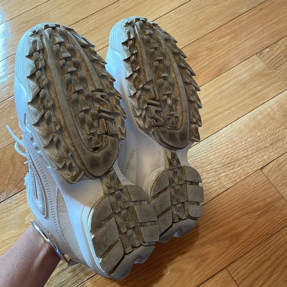 FILA DISRUPTER SNEAKERS - Picture 5 of 8